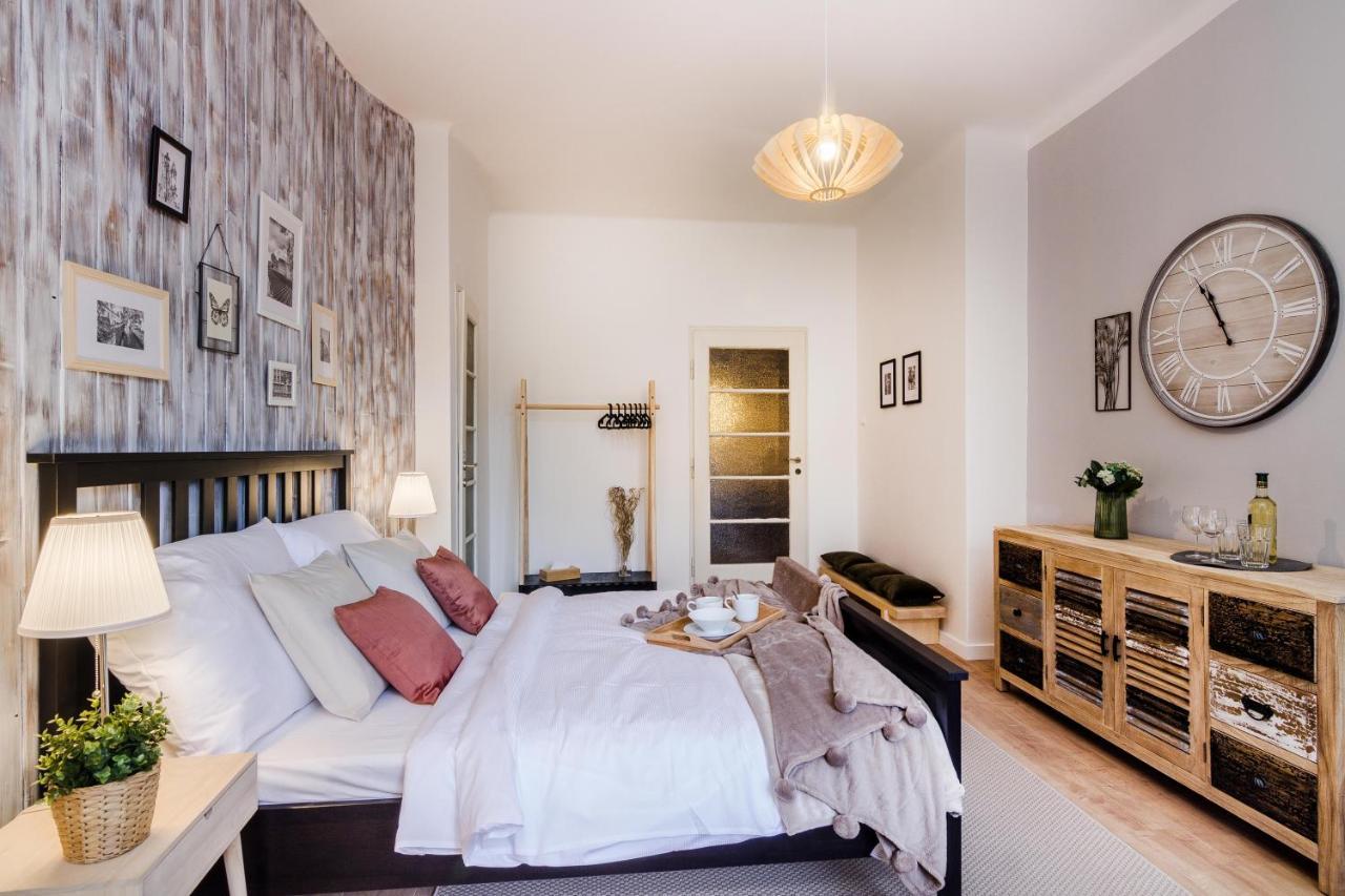 Apt In Prague Charles Bridge 1Km By Michal&Friends Luaran gambar