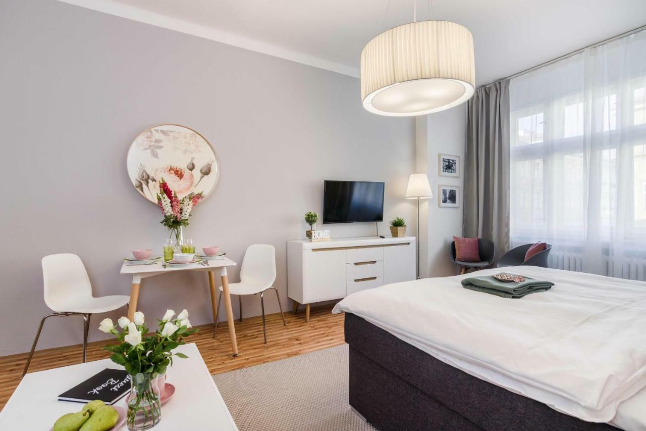 Apt In Prague Charles Bridge 1Km By Michal&Friends Luaran gambar