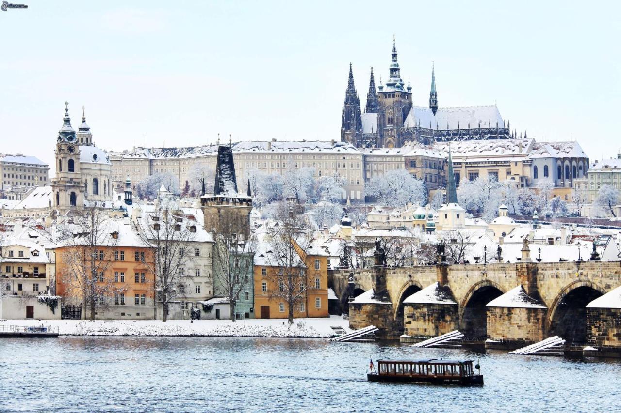 Apt In Prague Charles Bridge 1Km By Michal&Friends Luaran gambar